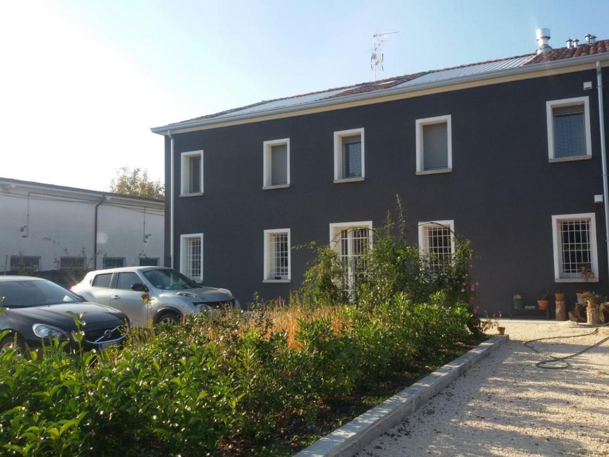 Zucchero Sui Baffi- Food Lovers B&B Mantova Exterior photo