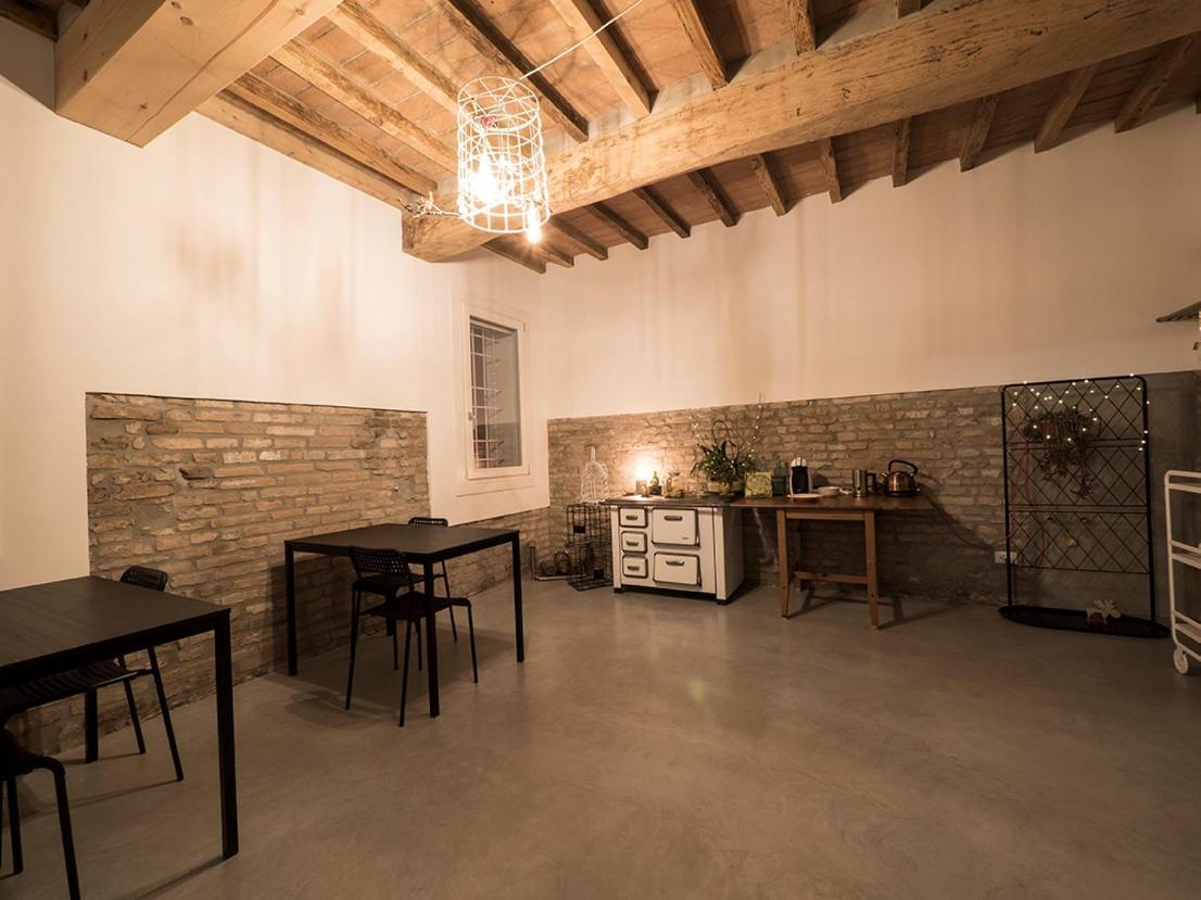 Zucchero Sui Baffi- Food Lovers B&B Mantova Exterior photo