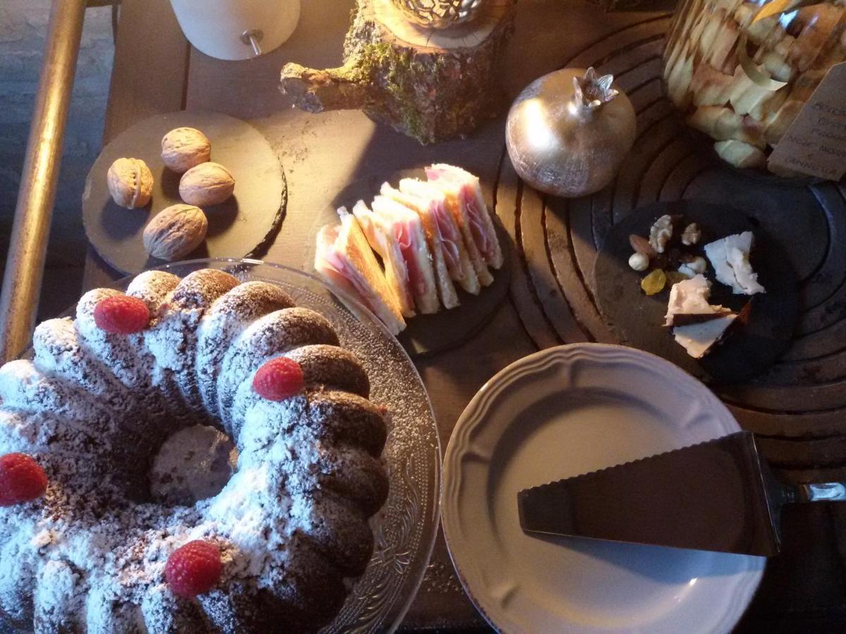 Zucchero Sui Baffi- Food Lovers B&B Mantova Exterior photo